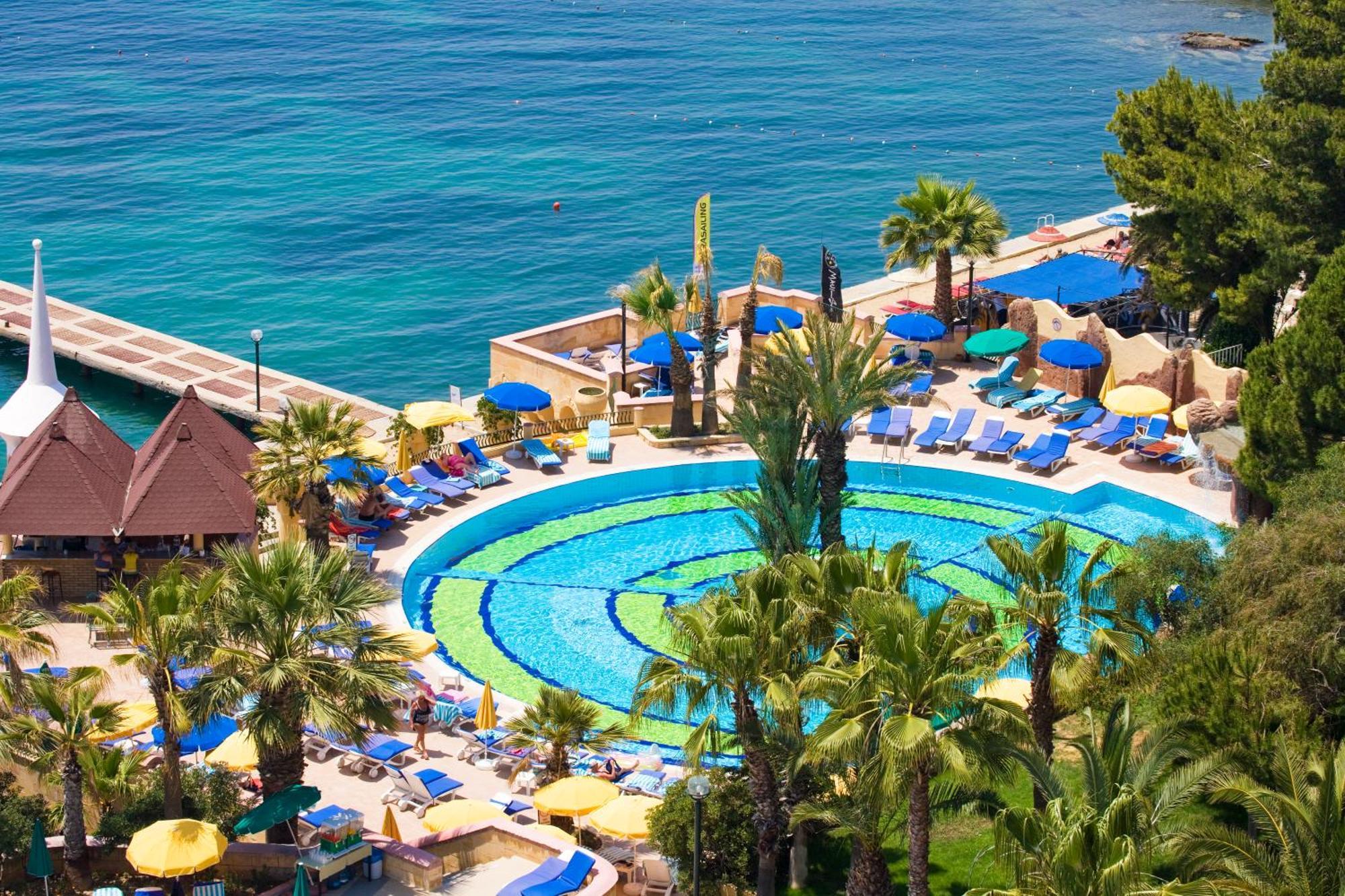Fantasia Deluxe Hotel Kusadası Exterior foto