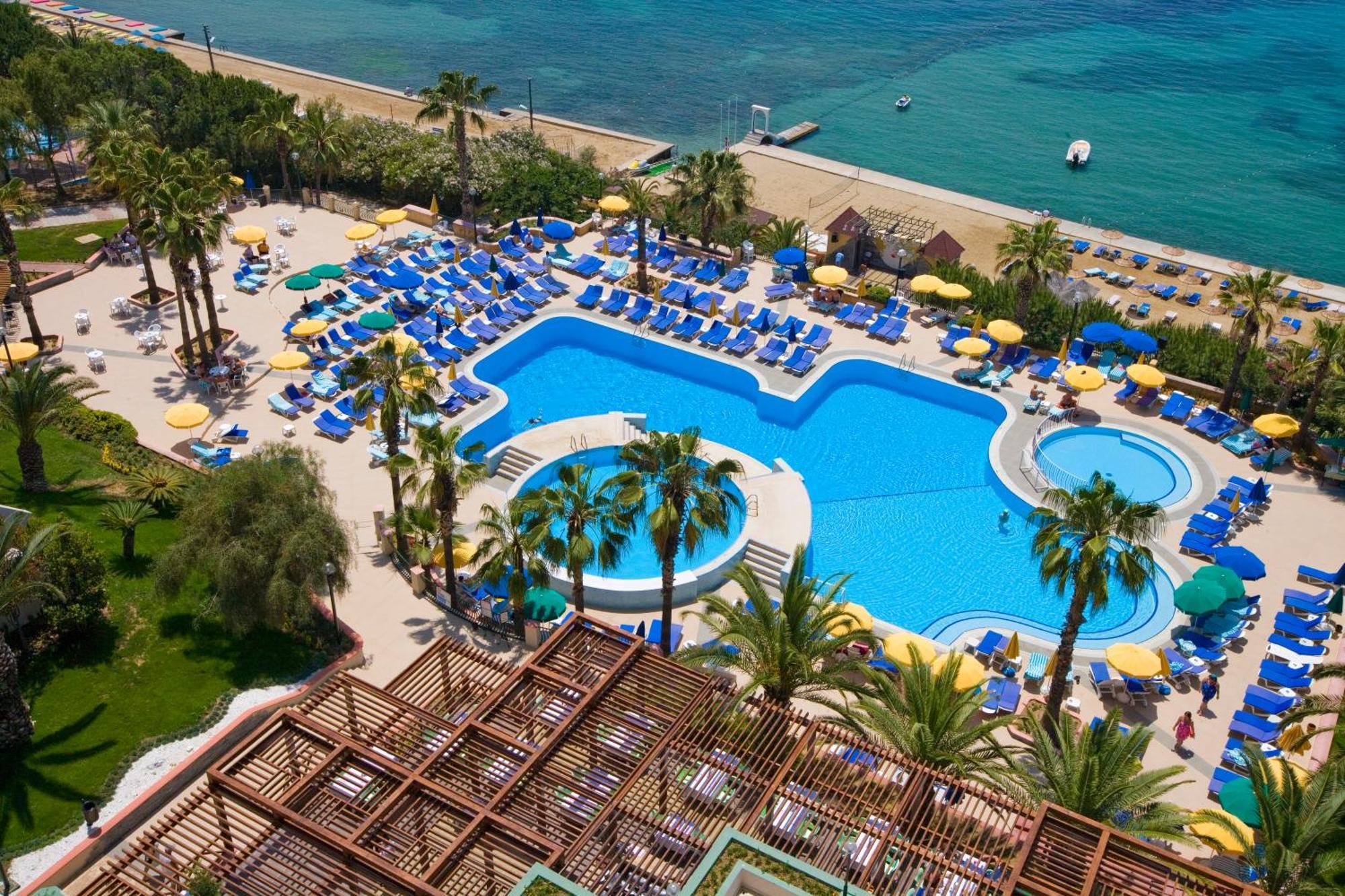 Fantasia Deluxe Hotel Kusadası Exterior foto