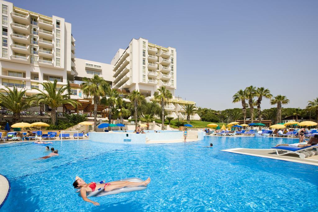 Fantasia Deluxe Hotel Kusadası Exterior foto